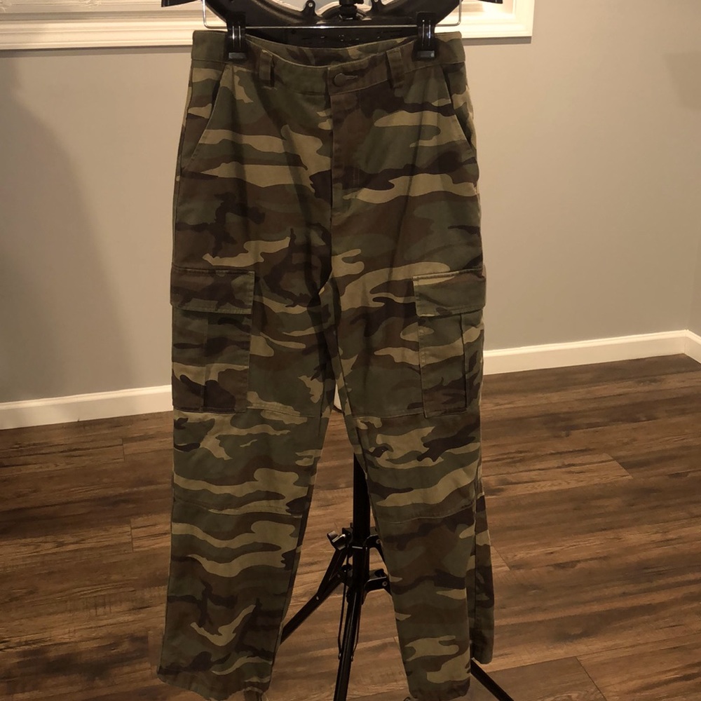 F21 Camouflage Cargo Pants